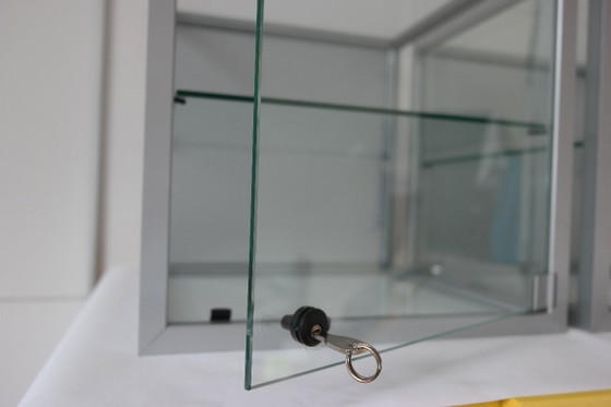 Image 1 of Vitrines et présentoirs conçus et fabriqués en Italie. Marzorati Ronchetti.