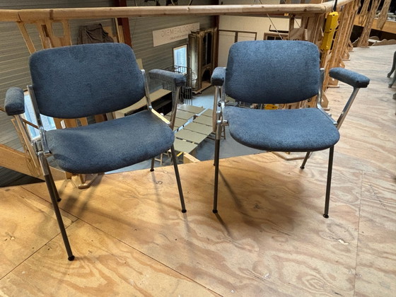 2x DSC 106 Giancarlo Piretti for Castelli, Armchairs, Metal, Textile, Silver (photo 5 of 11)