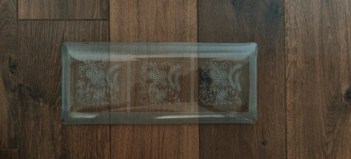 Plat de service vintage en verre à bordure dorée et motif floral – glaskunst, Glass (photo 2 of 4)