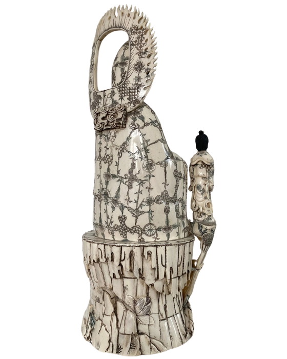 Guanyin china antigua con Shancai y Longnü – Finales de Qing – Hueso tallado – 60 cm – Esculturas (photo 4 of 11)