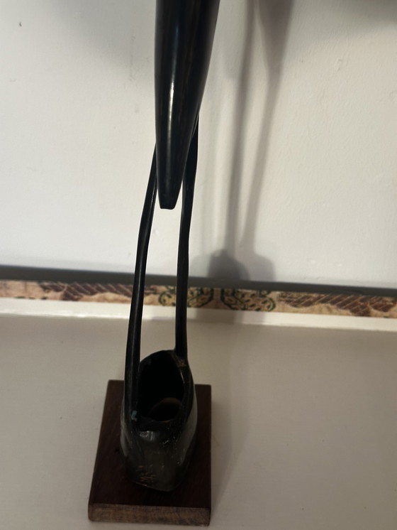 Image 1 of Grand Oiseau en Bois Noir Sculpté- Période Art-Deco H 43 cm