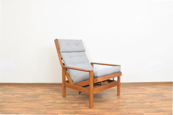 Image 1 of Fauteuil danois en chêne, style Mid-Century, conçu par Leif Alring pour Madsen & Schubell, années 1960.