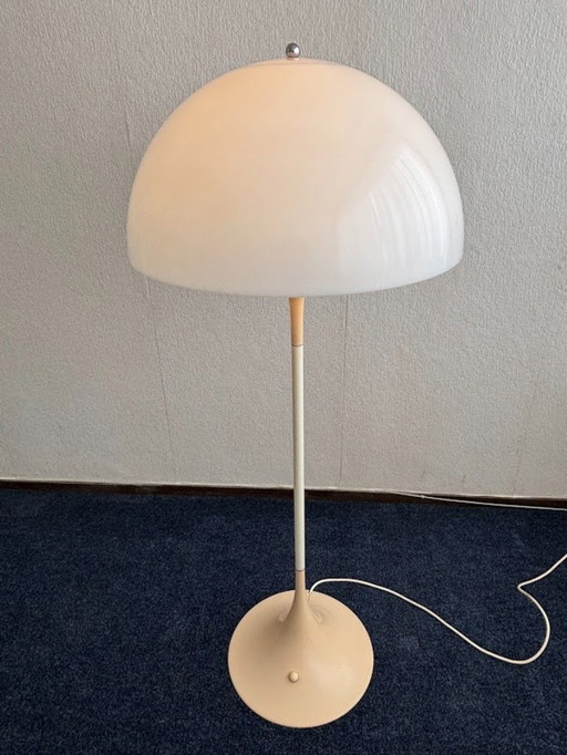 Panthella floor lamp by Verner Panton Poulsen
