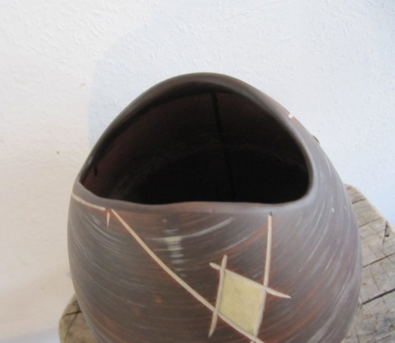 Image 1 of Vase Sawa Keramik Sgraffito-Decor H.M. Muller 1950s