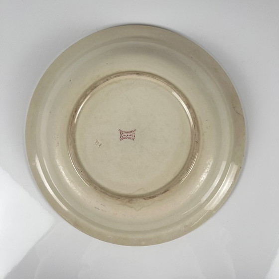 Image 1 of Ciotola da insalata in ironstone di Lunéville, modello "Fontainebleau", rosa, XIX secolo.