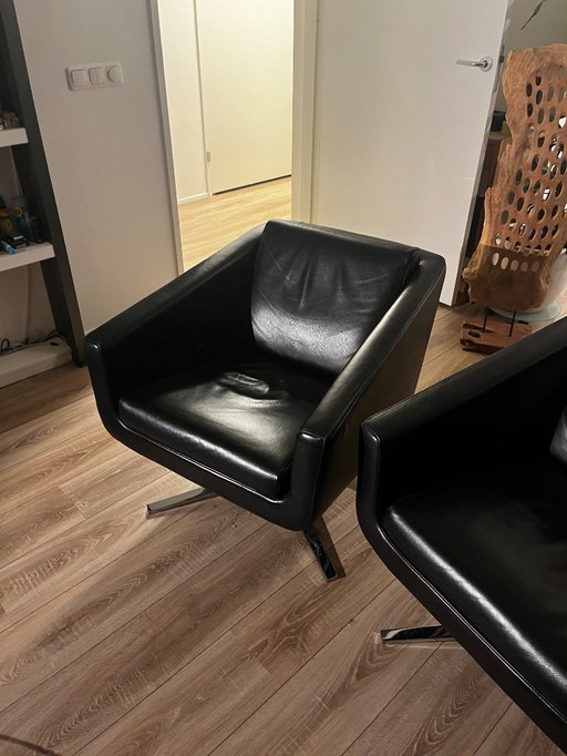 FSM Pavo Relax, with footrest, reclining position, and folding headrest. Available in black leather.