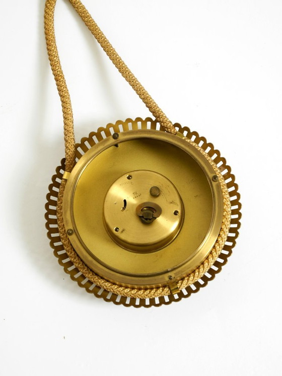 Image 1 of Piccolo orologio da parete meccanico originale di metà secolo, stile Atlanta, con movimento a 10 giorni.