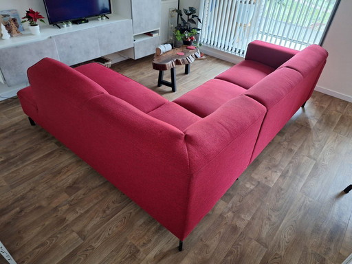 Sofá esquinero rojo