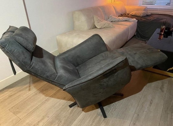 Image 1 of The Montèl Penta recliner column electric with battery