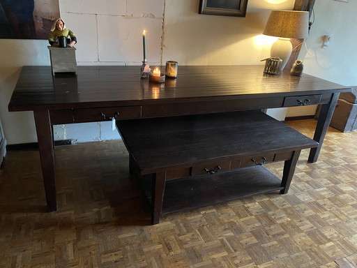 Set of oak dining table and coffee table