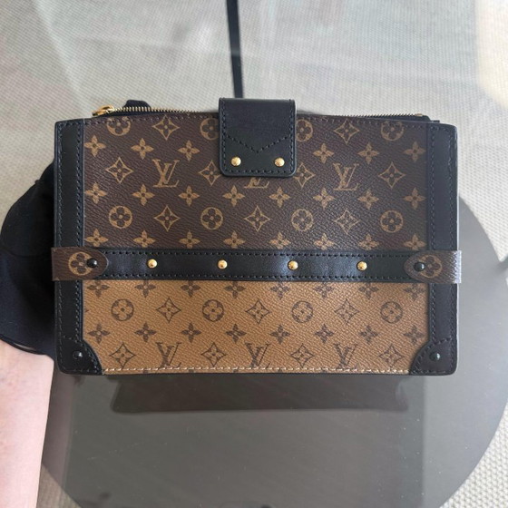 Image 1 of LOUIS VUITTON MARELLE GOUD MIEL EPI LEREN MONOGRAM ZAKJE