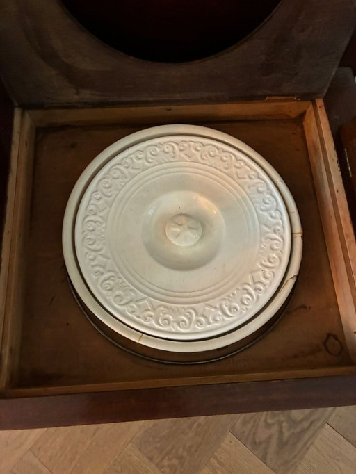Antique washstand with washbasin