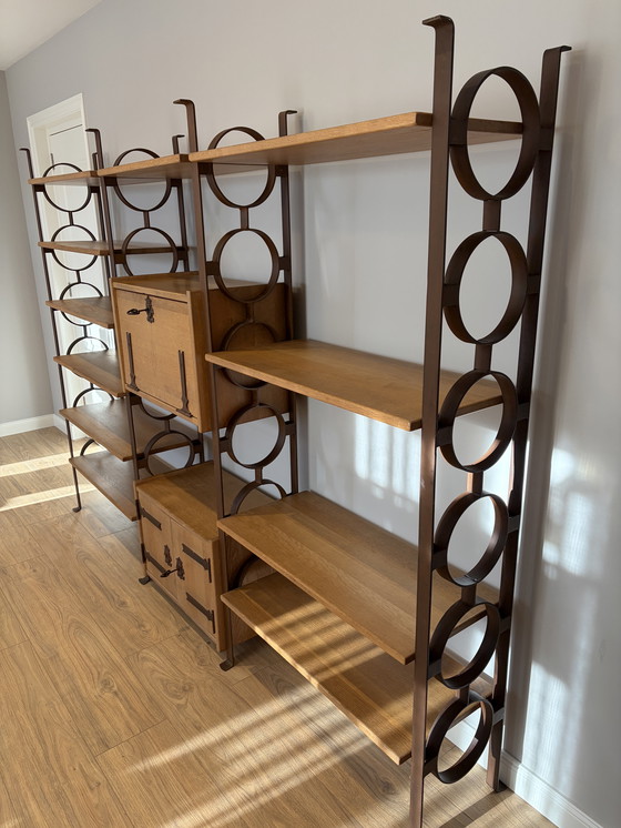 Image 1 of Brutalistisches Alter von 70 Jahren 