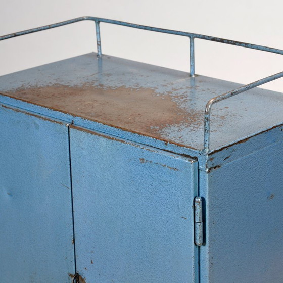 Image 1 of Meuble industriel à quatre tiroirs des années 1970