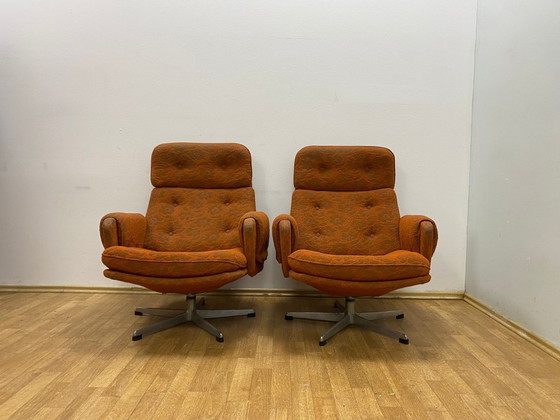 Image 1 of Set van 2 retro draaibare fauteuils, Gerald Neusser, jaren 70, Tsjechoslowakije