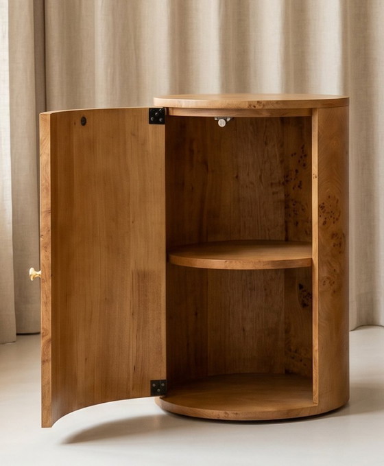 Image 1 of Coppia di comodini in radica di olmo – Design contemporaneo