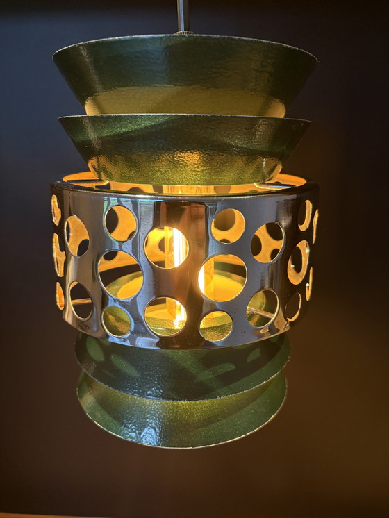 Image 1 of Lampada a sospensione vintage verde massiccia