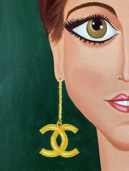 Lady with a golden earring