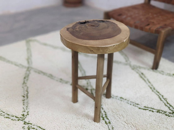 Walnut wood table – Side tables, Rustic (photo 3 of 9)