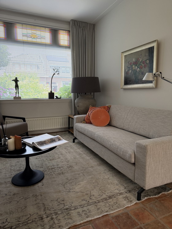 Image 1 of Beautiful 2.5-seater sofa from Zuiver