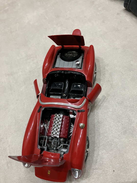 Image 1 of Modelauto Ferrari