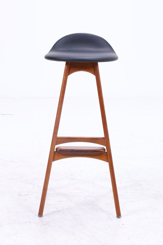 Image 1 of 4 vintage bar stools OD61 by Erik Buch | Mid - Century seat stool leather Oddense Maskinsnedkeri A / S | Retro bar stool #08-23