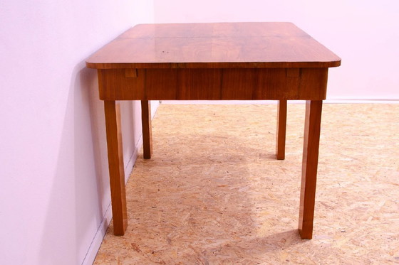 Image 1 of Table de salle à manger réglable en noyer, années 1930, Tchécoslovaquie