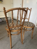 Twee eetkamerstoelen J&J Kohn, Wien