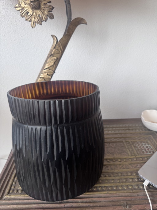 Guaxs V-Mathura Butter brown vase