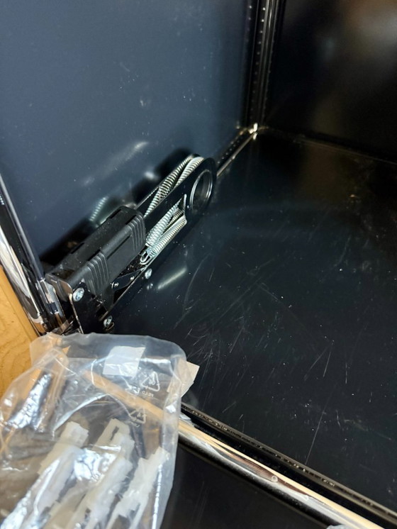 Image 1 of USM Haller tower storage unit