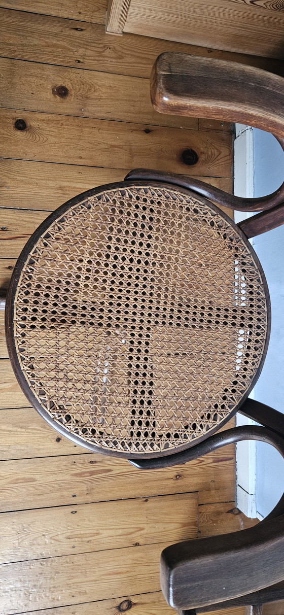 Image 1 of Chaise tournante Thonet