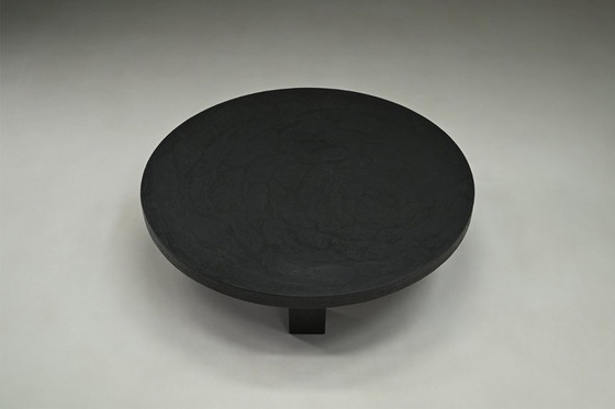 Image 1 of Tavolino da caffè in resina nera in stile brutalista, anni '70, Paesi Bassi.