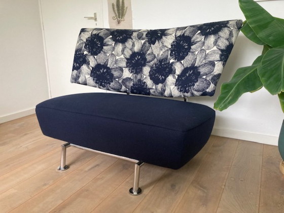 Image 1 of Leolux Akka, Liebessitz und Chaisse Longue, blau mit Blume