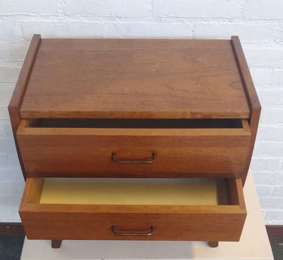 Image 1 of Louis van Teeffelen, 2 pieces of bedside tables