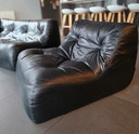 Zona salotto vintage unica – Ligne Roset Kali (anni '70) – pelle nera – ottime condizioni