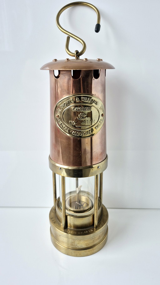 E. Thomas & Williams Wales Cambrian Miner's Lamp
