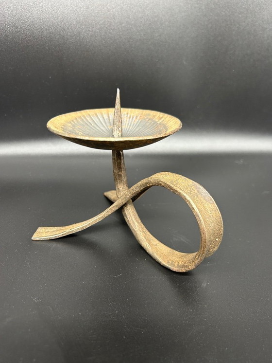 Image 1 of candelabro brutalista in ferro battuto