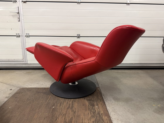 Image 1 of Poltrona reclinabile Jori Symphony Konia in pelle rossa, taglia Mini, modello Mono-move, recentissima.