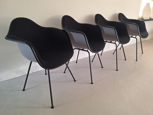 12 x Vitra Eames Dax en très bon état !
