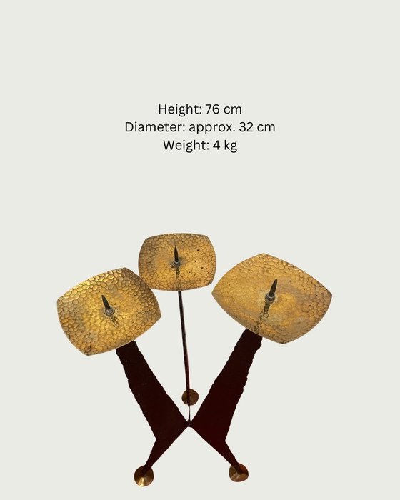 Image 1 of Skulpturaler Bodenleuchter aus den 60er Jahren / Brutalismus