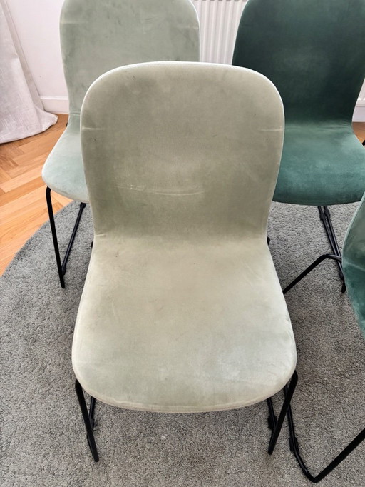 5 chaises de salle à manger meublées