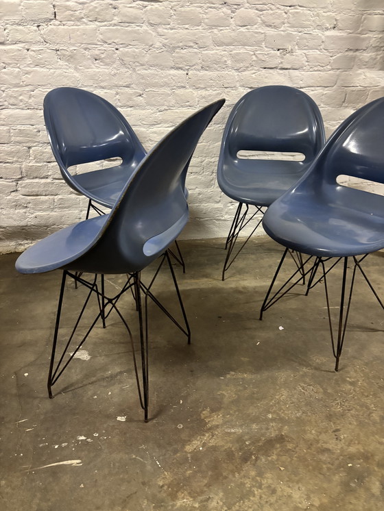 Image 1 of 4 Chaises de Miroslav Navratil Vertex