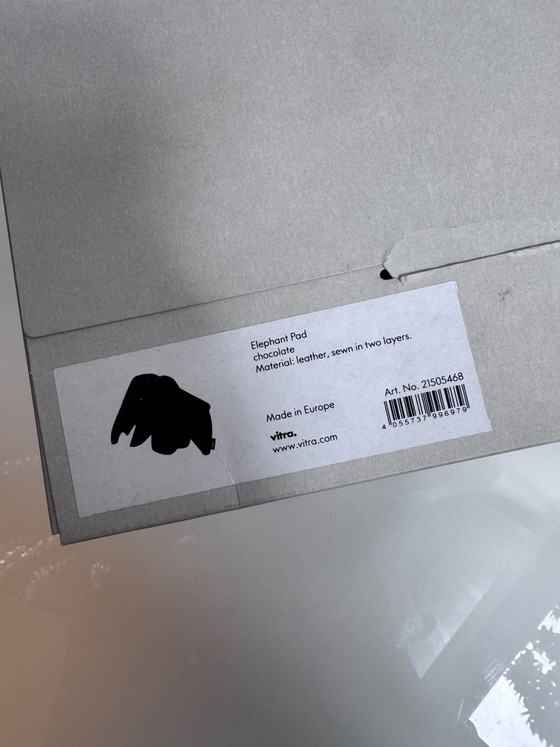 Image 1 of Vitra Elephant Pad