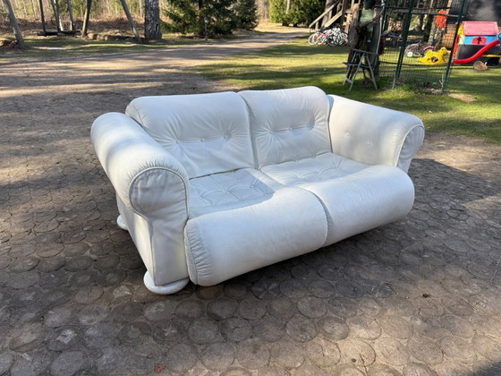 Image 1 of Fur Comodus — 2-zits leren bank — Duitsland — Sculpturale vintage loungeklassieker