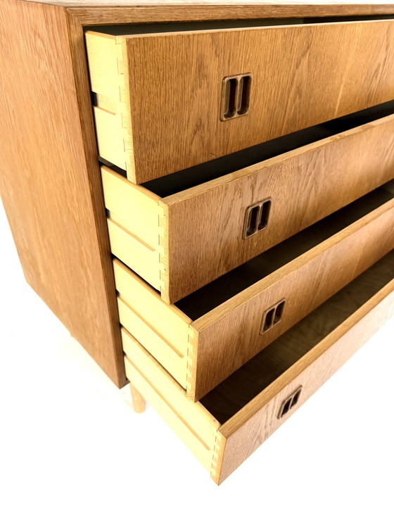 Image 1 of Vintage eikenhouten ladekast, Hjørnebo Møbelfabrik ‘60