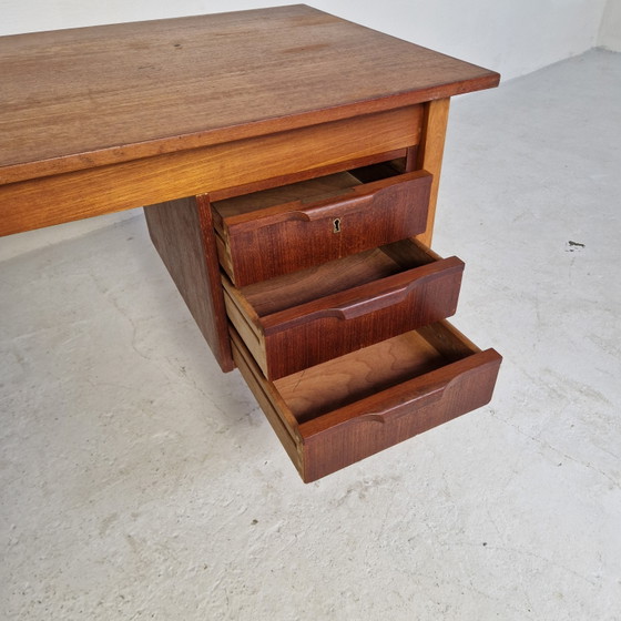 Image 1 of Vintage Deens design bureau met 3 lades