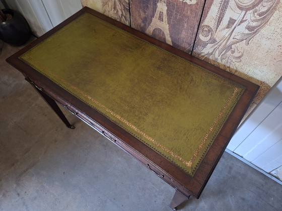 Image 1 of Antieke schrijftafel. bureau, desk met leder inleg afm. 102x54cm en 75cm hoog.