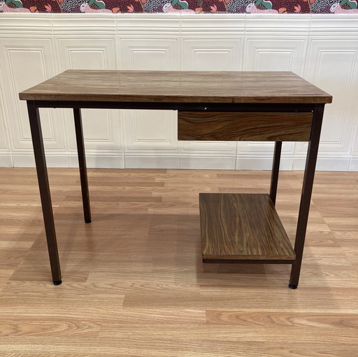 Design-Schreibtisch 1950.