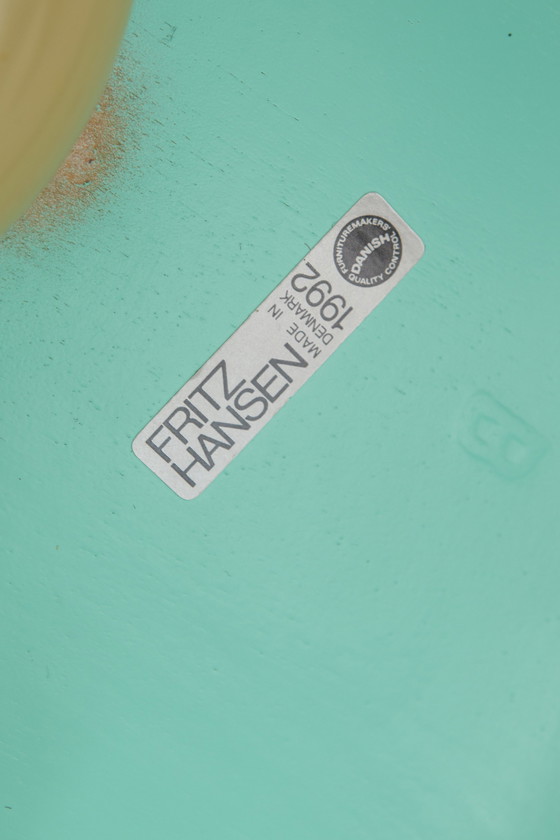 Image 1 of Iconic Series 7 Chair by Arne Jacobsen – Turquoise Lacquer, Original Fritz Hansen