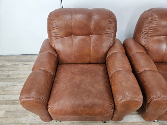 1970s Italian Design Armchairs – Leather (photo 6 of 16)